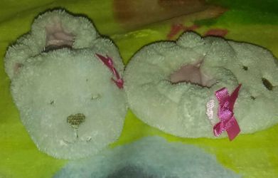 Infant slippers size nb