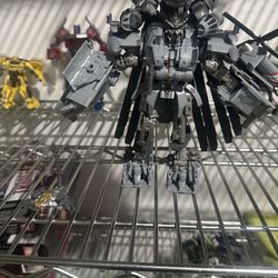 Transformers Studio Series 08 Blackout Completed 