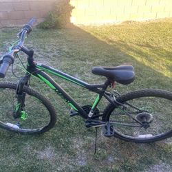 Boys 22” Huffy Bike In Great Condition!