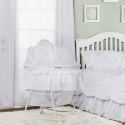 Dream On Me Baby Bassinet 
