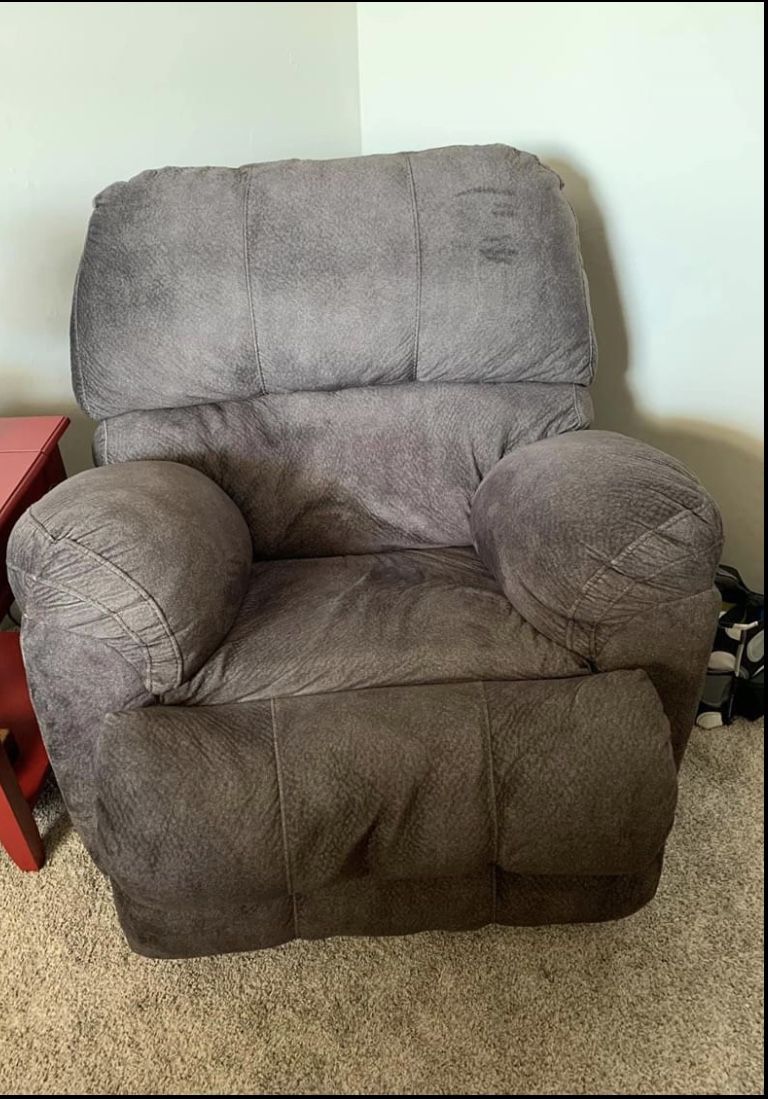 Rocker/Recliner for Sale in Fort Myers, FL OfferUp