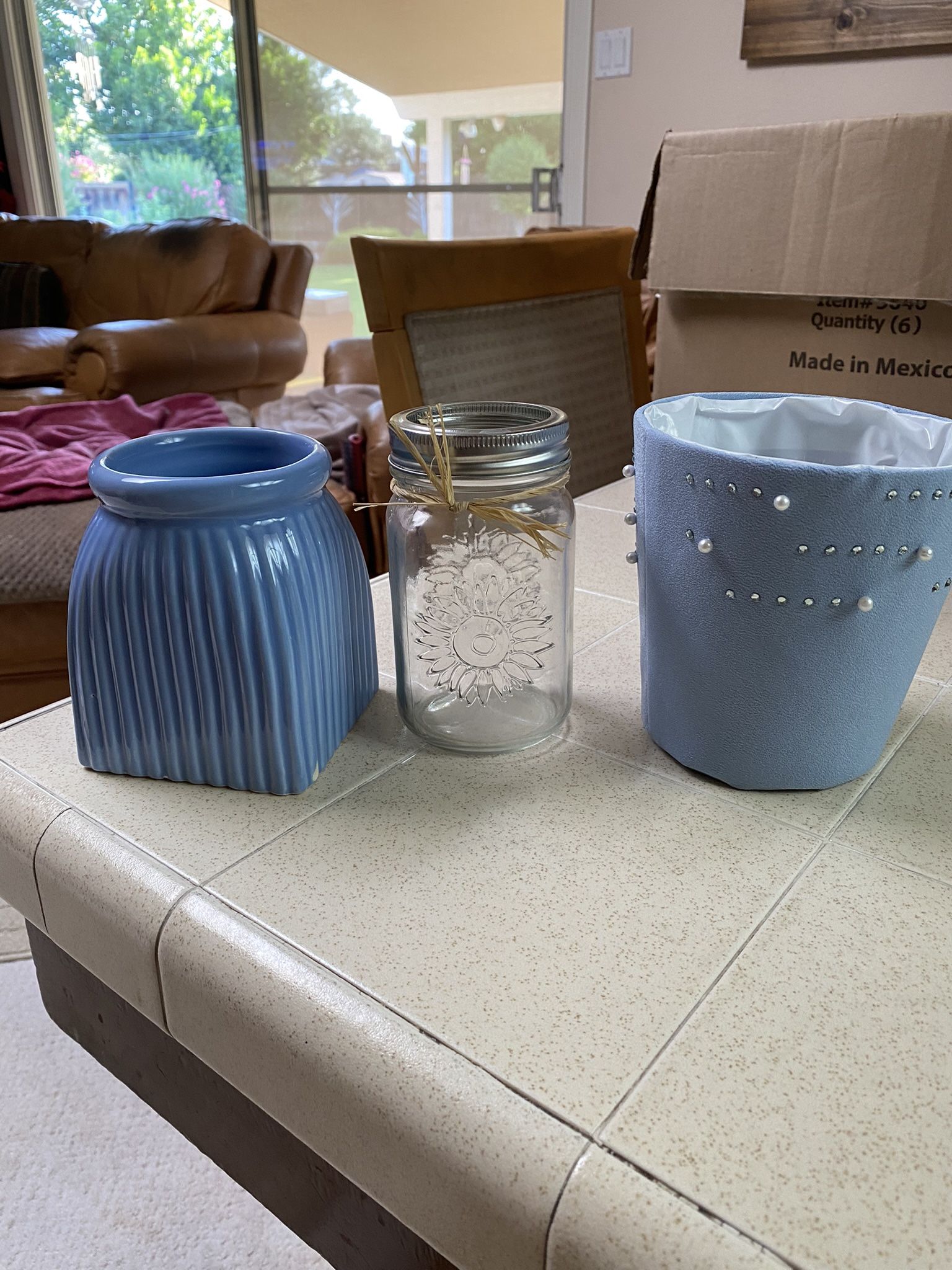 1 Baby Blue Ceramic Vase, 1 Mason Jar Vase,1 Blue Cloth Decoration Plant Holder $3 Each