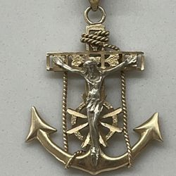 14K SOLID YELLOW GOLD (WHITE GOLD CROSS) PENDANT 