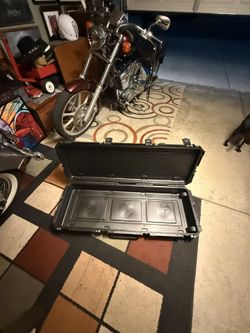 SKB Hard Case