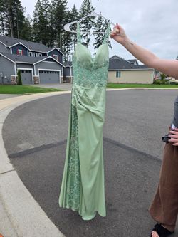 Bridesmaid or Prom Dress Size 6