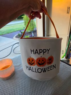 Halloween basket w handle