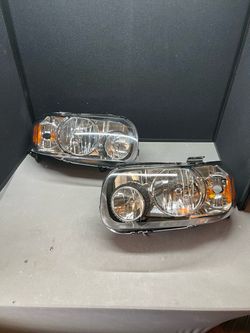 2005 to 2007 Ford Escape Headlights