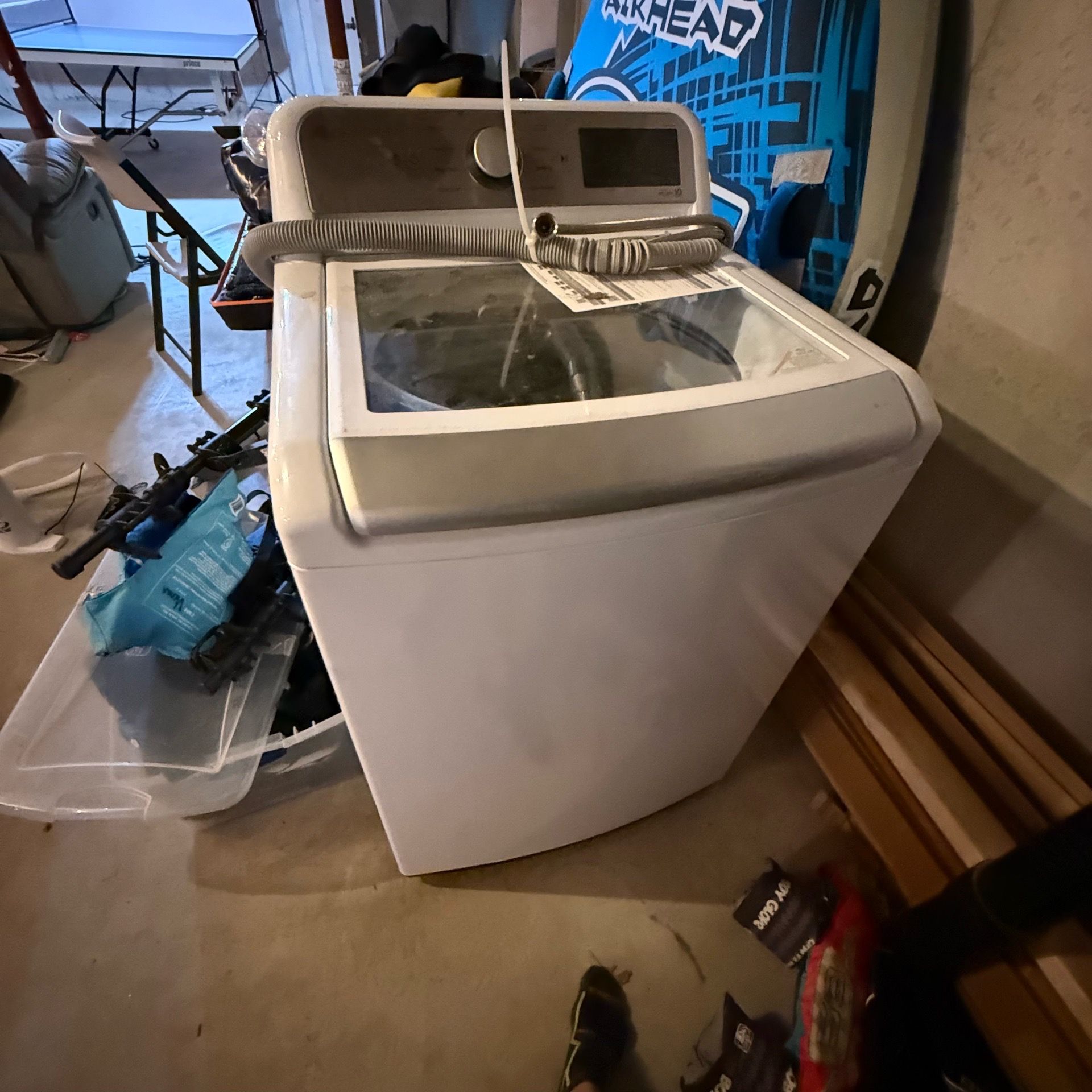 LG WT7400CW 5.5 cu.ft. Mega Capacity Top Load Washer – White – Good Working Condition