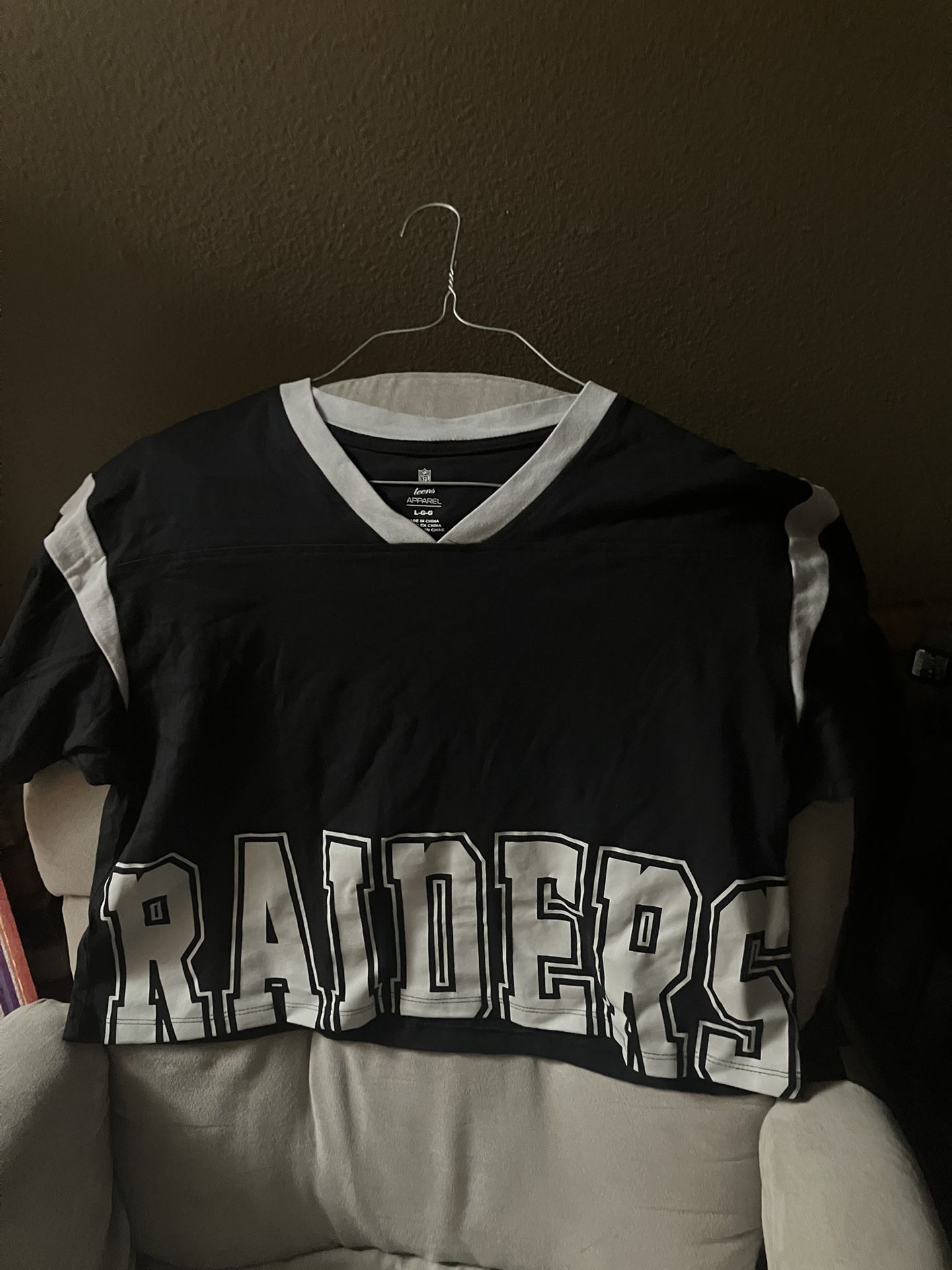 Women’s Large Raider Crop Top
