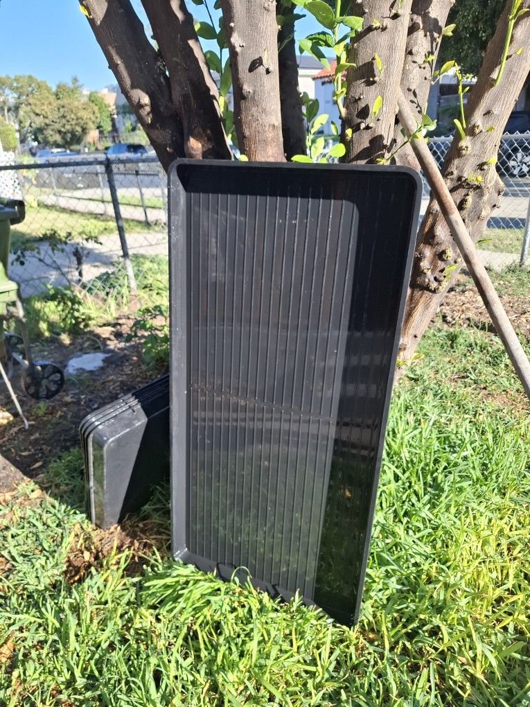 2" Black Growing Trays