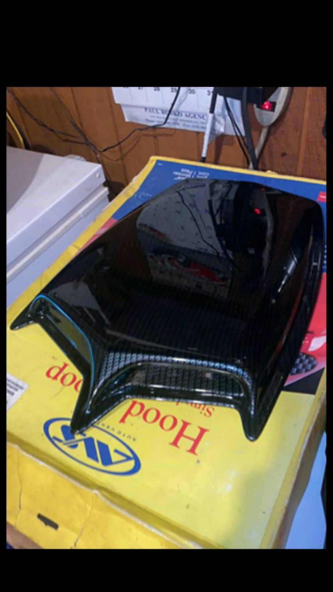 Hood scoop