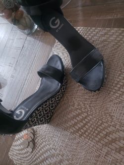 Guess wedges shoes