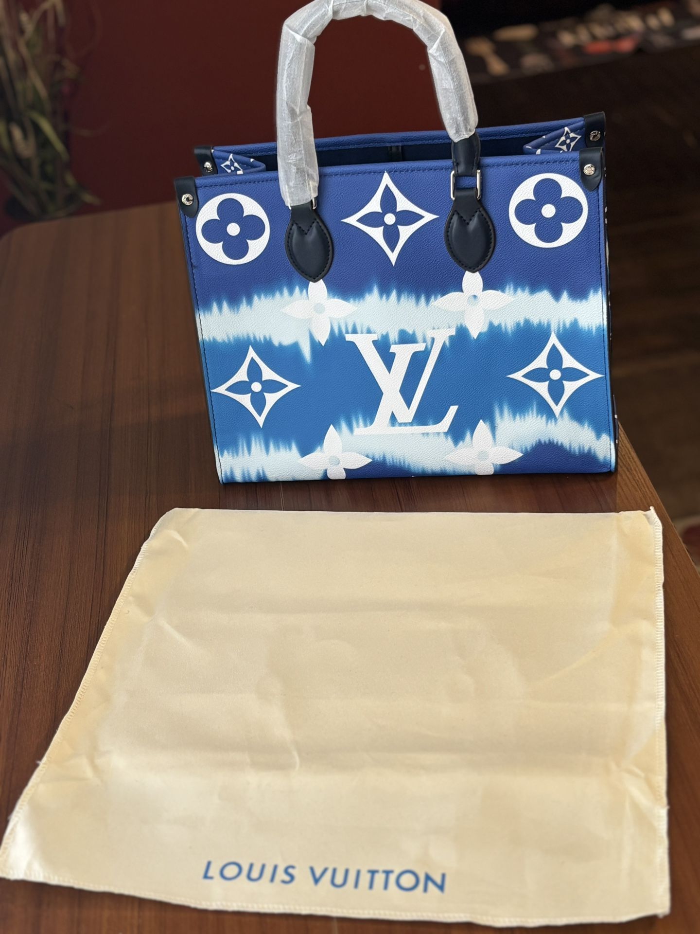 Louis Vuitton Purse