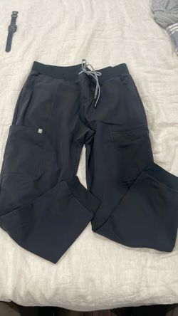 Fabletics Jogger scrubs