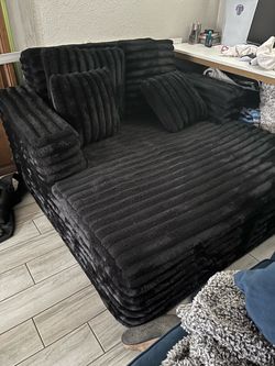 Black Oversized Plush chaise