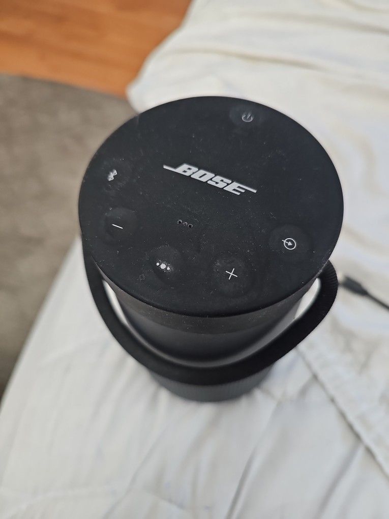 Portable Bose Speaker Sound Link 1