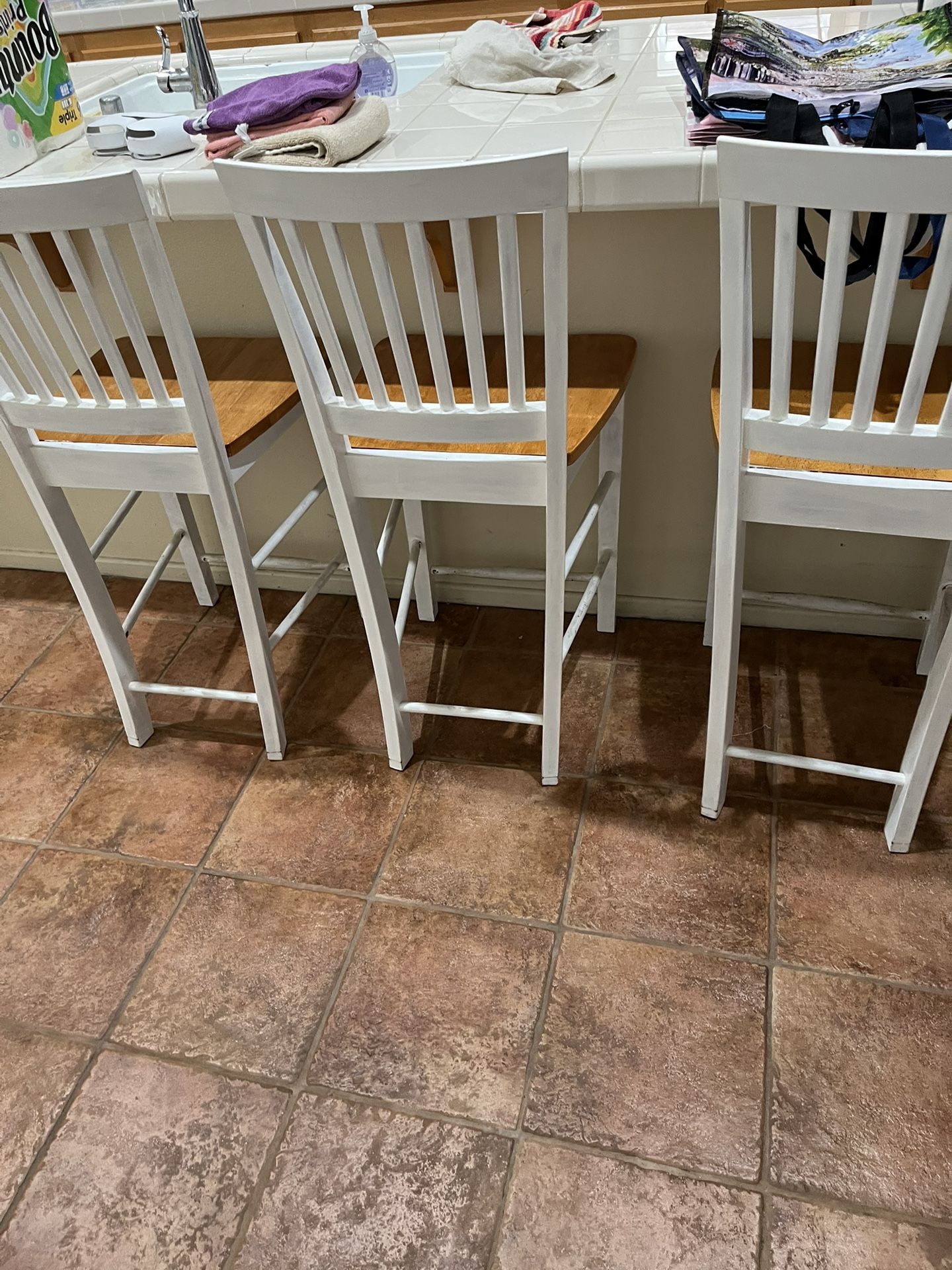 Free Bar Stool Chairs