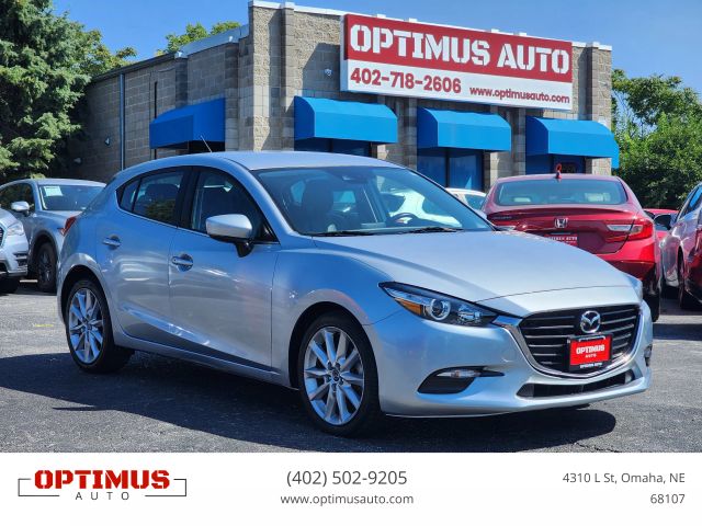 2017 MAZDA MAZDA3