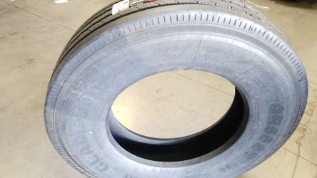 Semi tire /Gladiator QR55ST