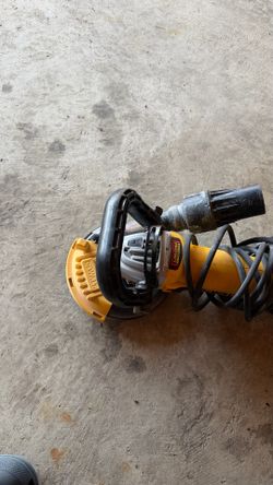 Dewalt Surfacing Grinder 5in