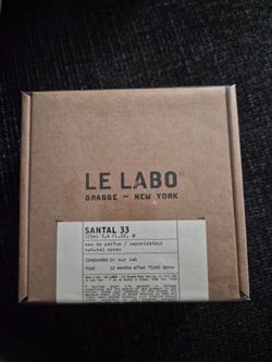 Santal 33 perfume
