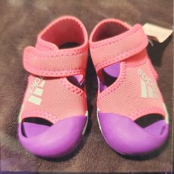 Adidas 6 1/2 Girls Sandals 