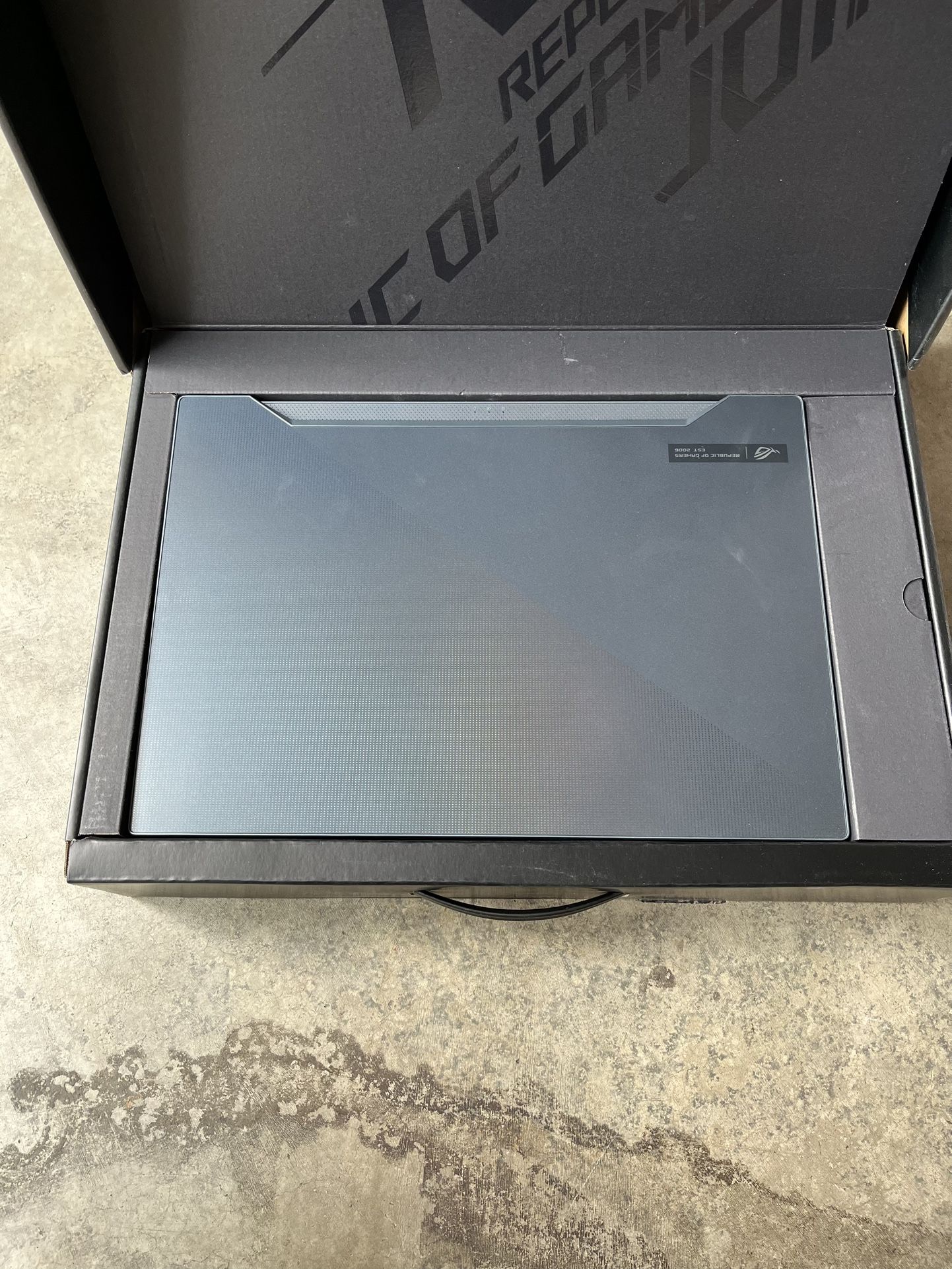 Asus M15 Laptop 2070 Max-Q