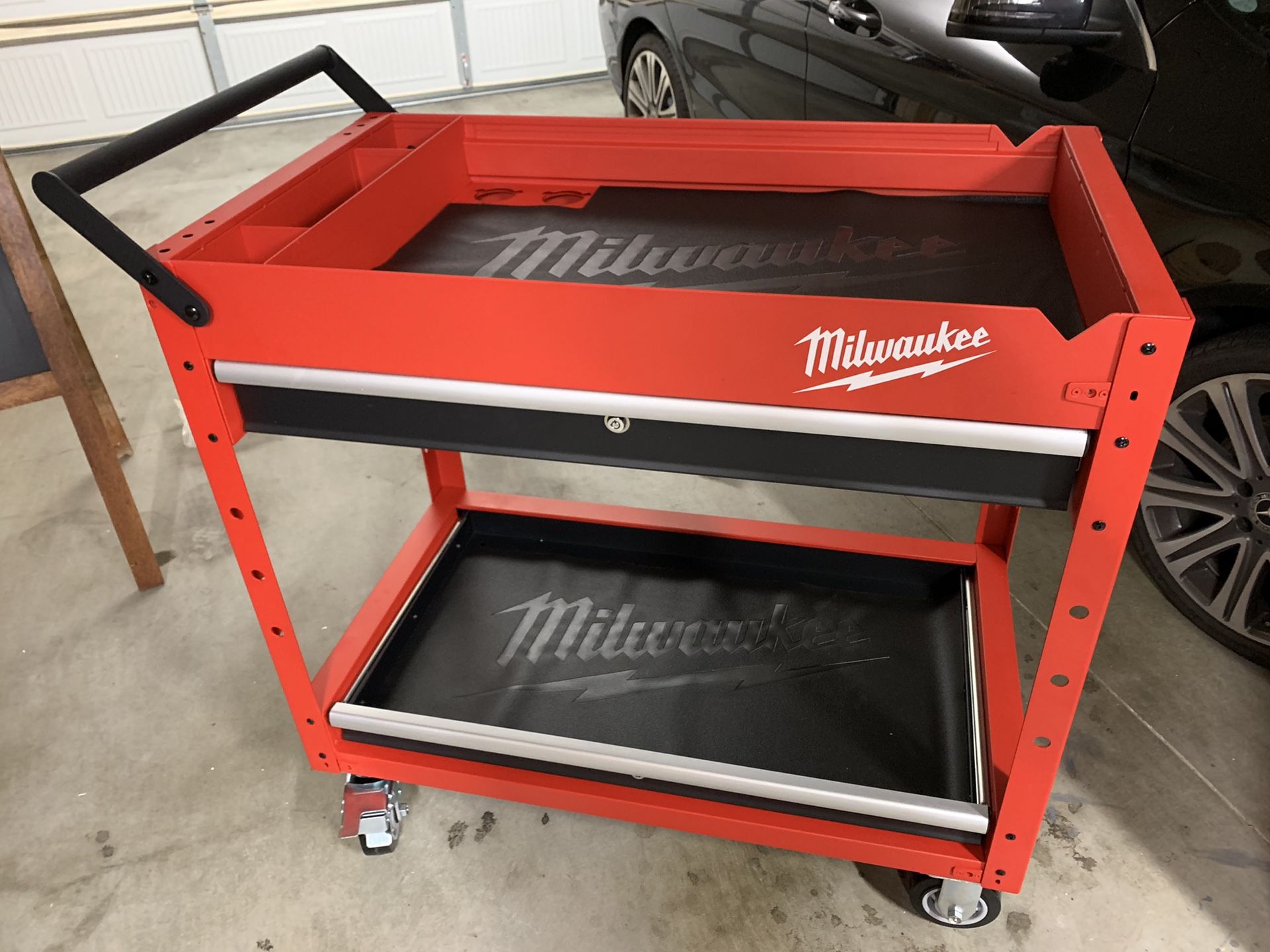 Milwaukee 40 inch steel work Tool Cart 2 drawer 48-22-8590