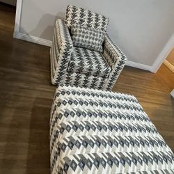 Blue Pattern 360 degrees swivel sofa chair with ottoman 