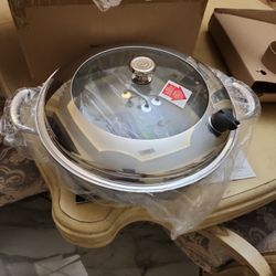 Cacerola Honda 5 Ply De 12 Qt Nueva Precio En El Libro Por $364.95