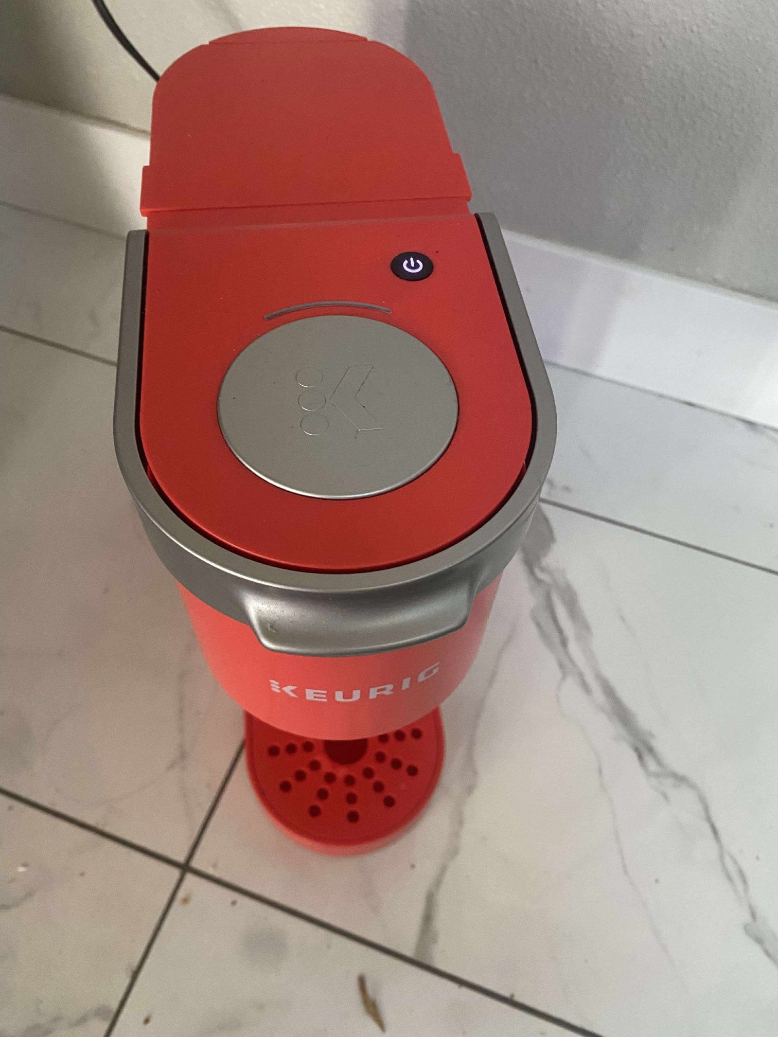 Keurig (contact info removed)239 K-Mini Plus Coffee Maker - Red