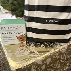 Farmacy Green Clean Makeup Melt Away 