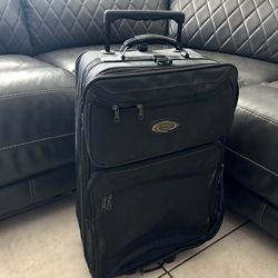 Concourse Suitcase