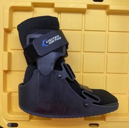 United Ortho Xl Walking Boot 