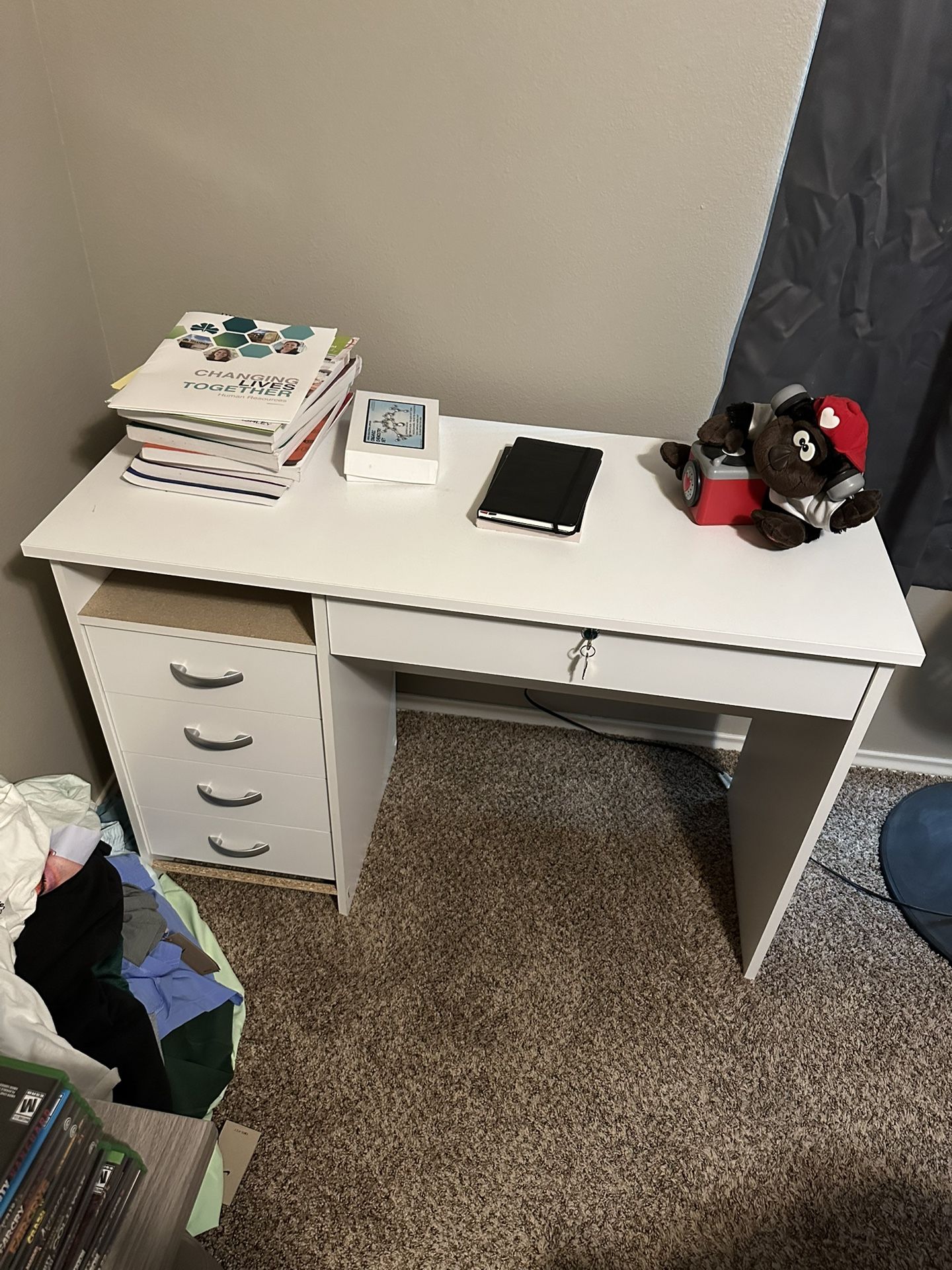 White Desk