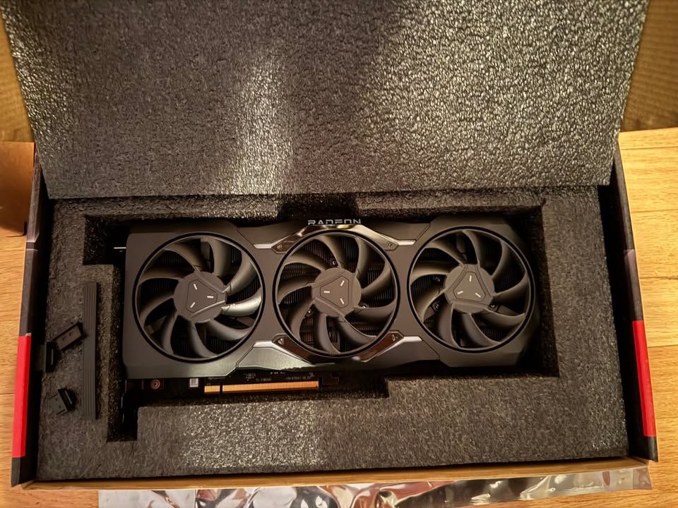 AMD ASRock Radeon RX 7900 XTX 24GB Reference Edition GPU