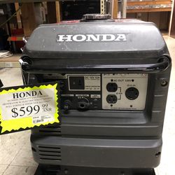 10035 Honda EU3000is 3000watt generator/inverter with electric key start 37932