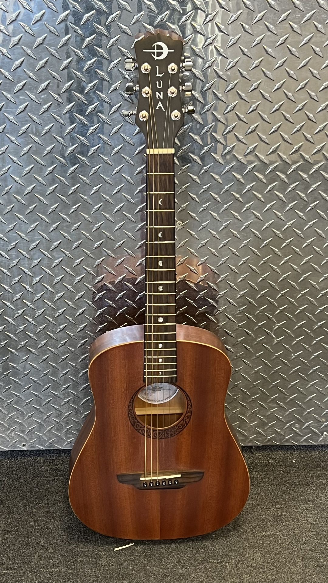 Safari Muse Travel Guitar