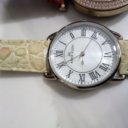 Watch ⌚⌚⌚⌚⌚⌚##6 for 100$ cash