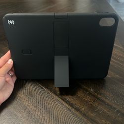 Speck iPad 10 Case And Stand 