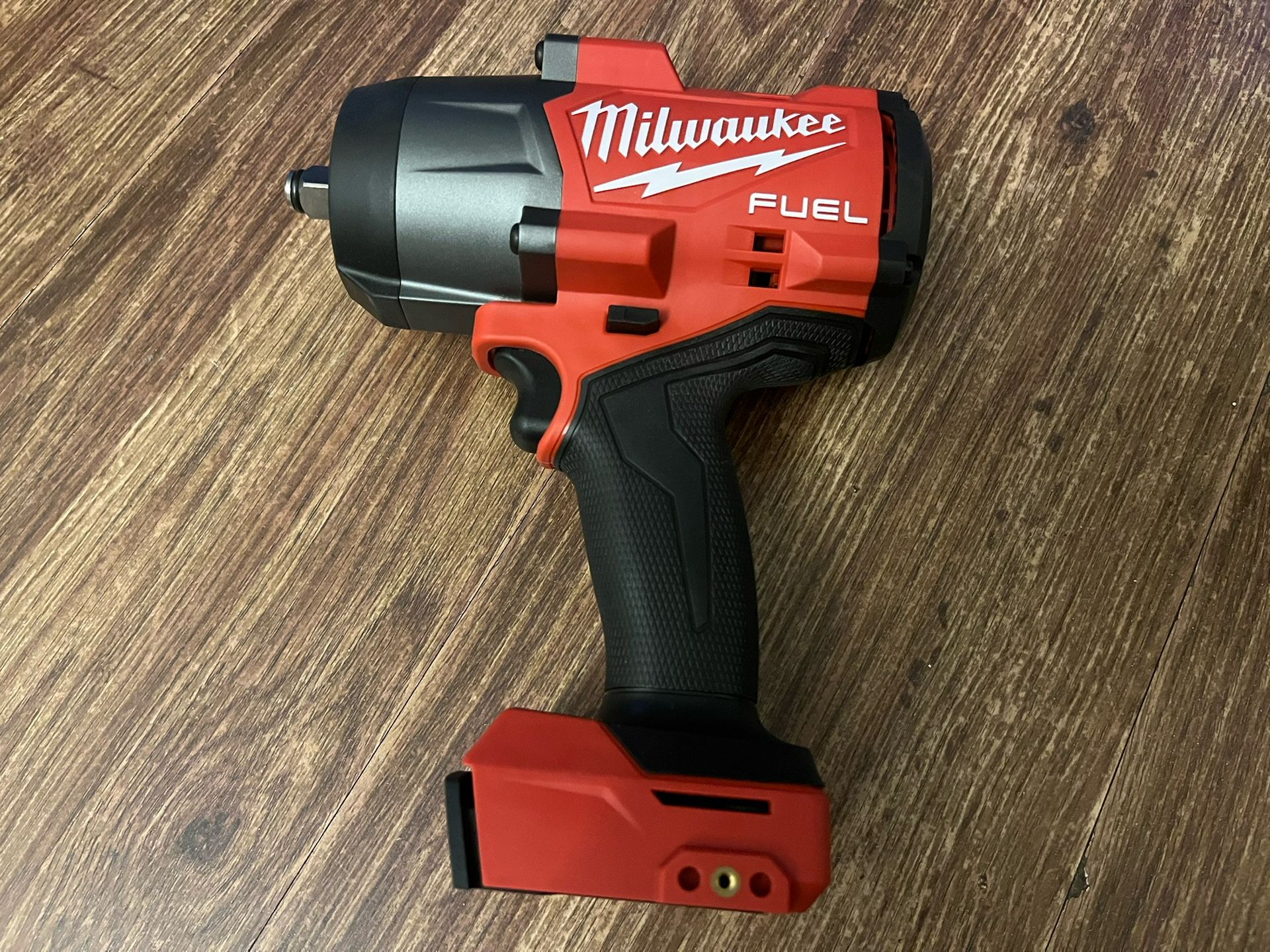 Milwaukee Impact Wrench 1/2” New!$220