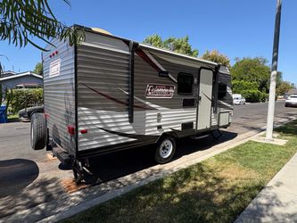 Coleman by Dutchman lantern LT trailer