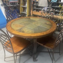 Table & Chairs 