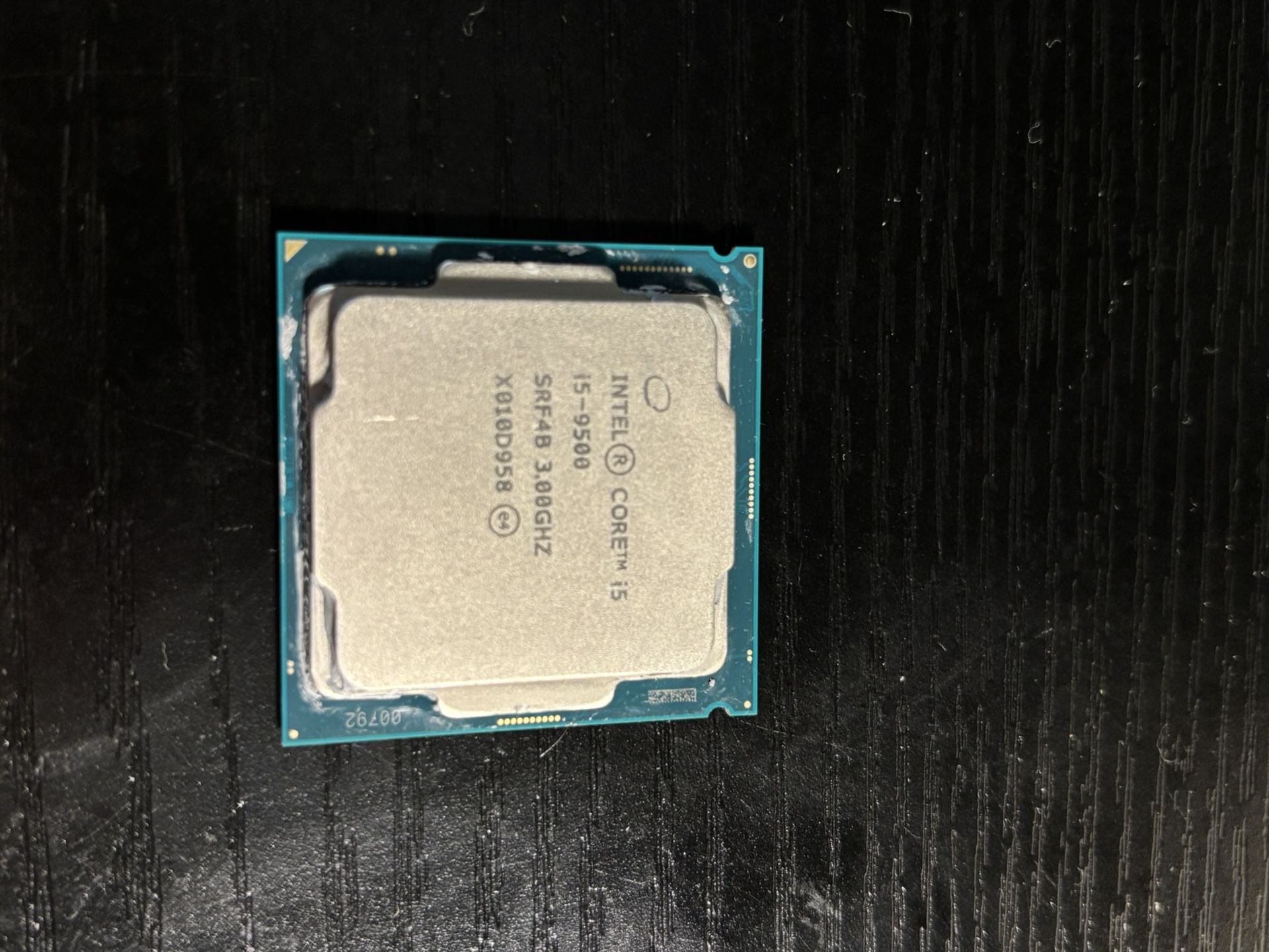 Intel i5-9500