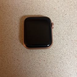 Apple Watch SE 