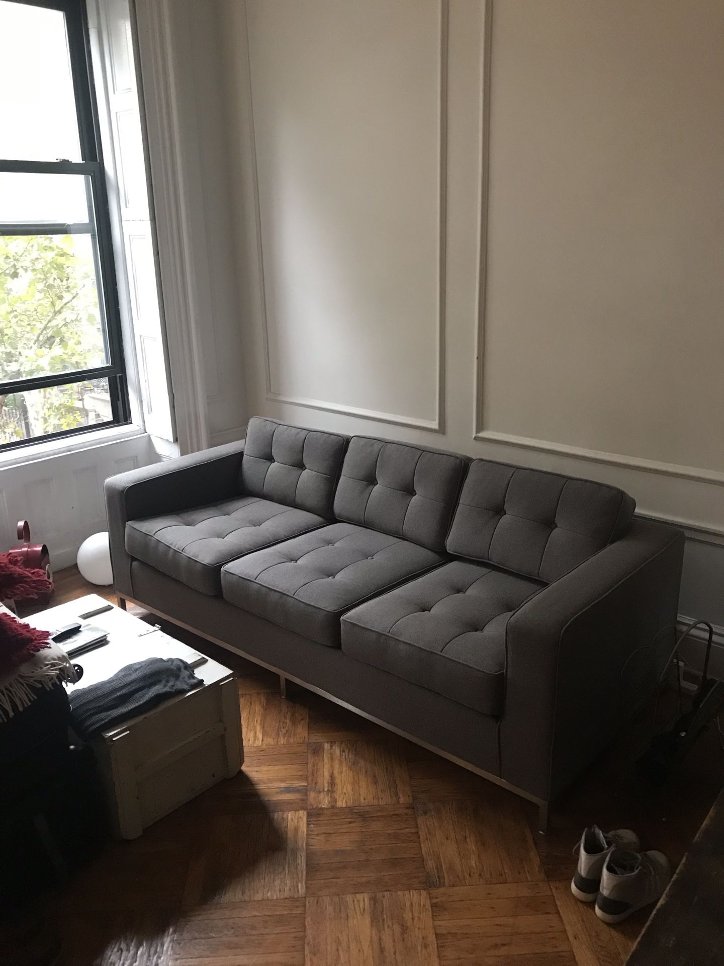 Gray “GUS*” couch Modern chic