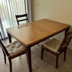 Kitchen Table And 3 Chairs
