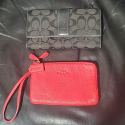 2 Womens vintage Coach Lether wallets Red 2 Zippeer/black signature tri fold. both New.
