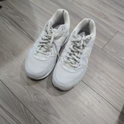 Womens Nike Air Max Size 8.5