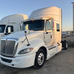 2016 international pro star semi truck